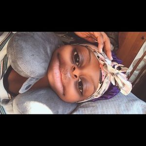 Meet your Posher, Dominique